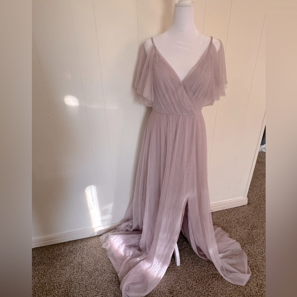 NWT bought for bridesmaid option. Sz 6. Will give measurements!